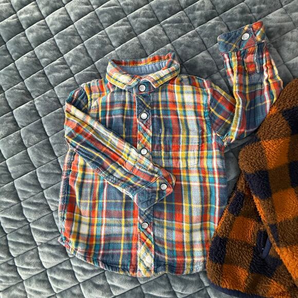 Boys bundle of flannel shirt and fleece size 18M carters and other fall winter - Picture 2 of 5